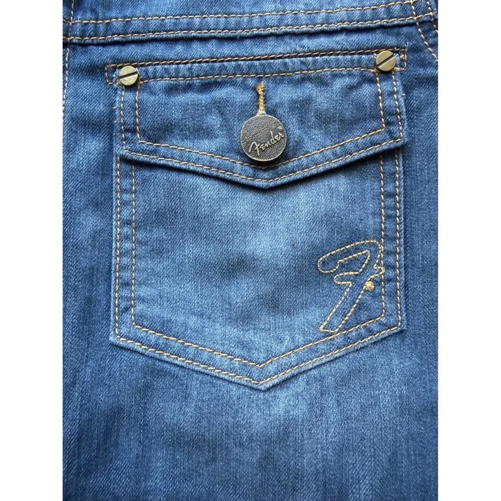 Fender Denim Jacket Mens Medium Wash Blue Plaid Lined Trucker Jacket Embroidered